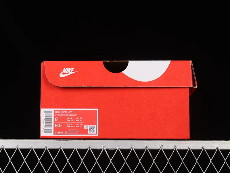 All Categories Nk SB Dunk Series Nk SB Dunk Low Low-top Sneakers Nk Dunk Low Black and White Red Panda Valentine's Day Customized Deconstructed Strap Casual Sneakers DD1503-106